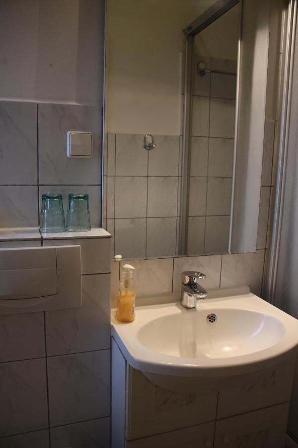 Sohre Hotel Hamburg Ngoại thất bức ảnh