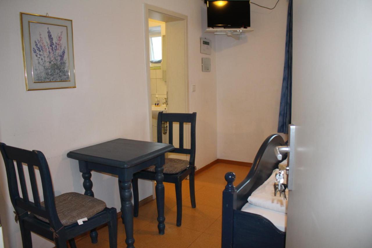 Sohre Hotel Hamburg Ngoại thất bức ảnh